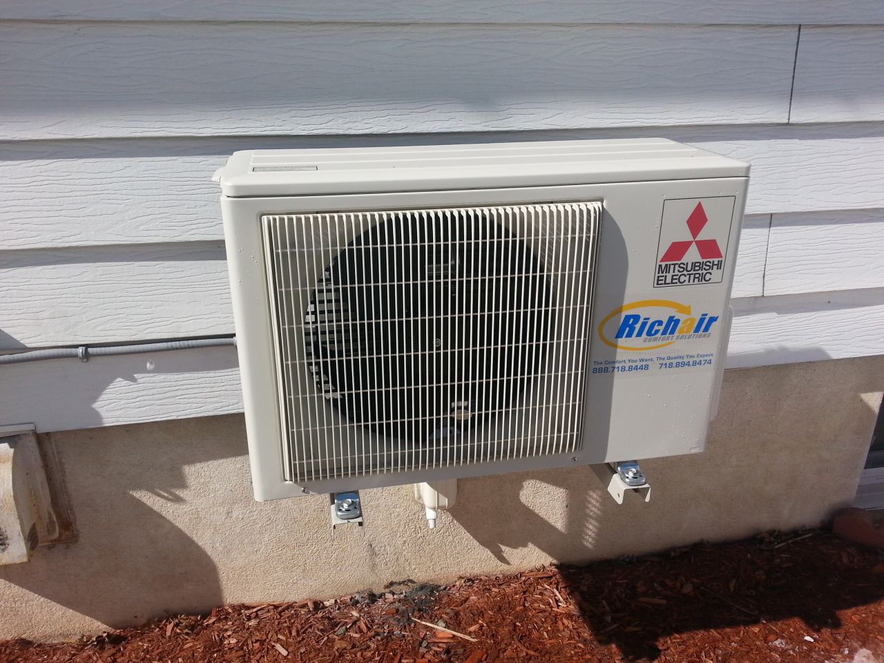 Year-Round Perfect Temperature with Richair Mini Split Installation Year-Round Perfect Temperature with Richair Mini Split Installation